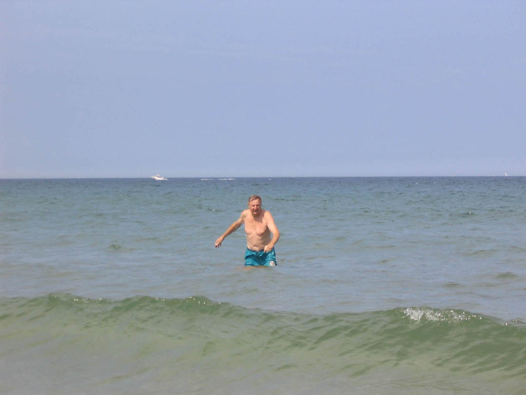 Bill Swanton swimming 3 July 2005.jpg 75.3K